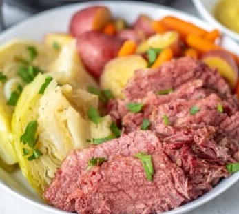 Instant-Pot-Corned-Beef-and-Cabbage