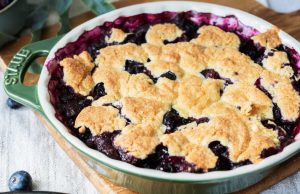 Low-Carb-Blueberry-Cobbler