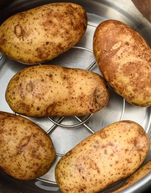 Instant-pot-baked-potatoes